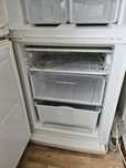 Продам Indesit холодильник