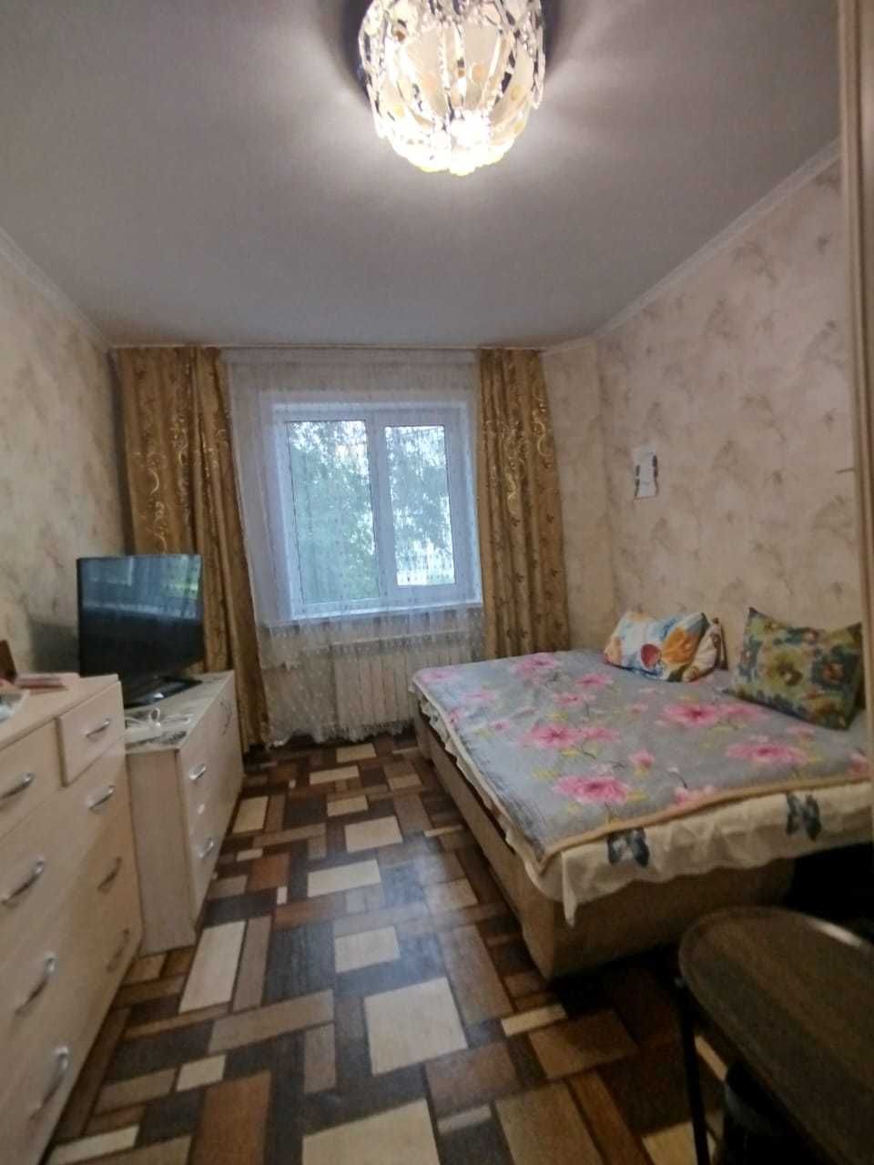 Продам 2-х комнатную квартиру в центре