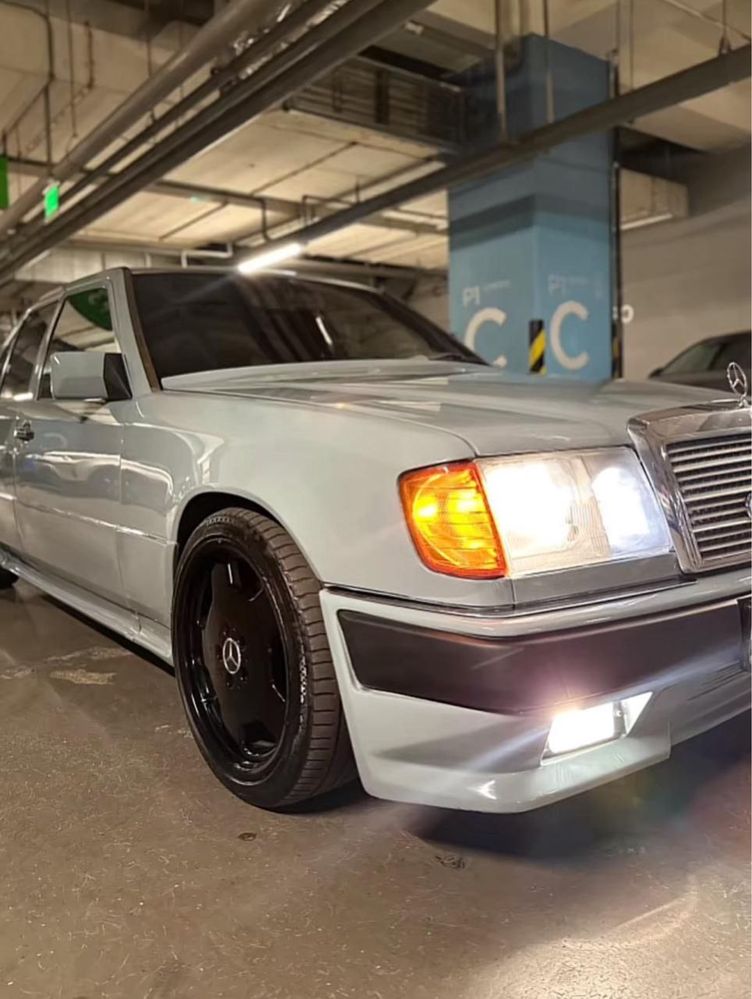 Бамперы на легендарный W124(Передний Задний и пороги)