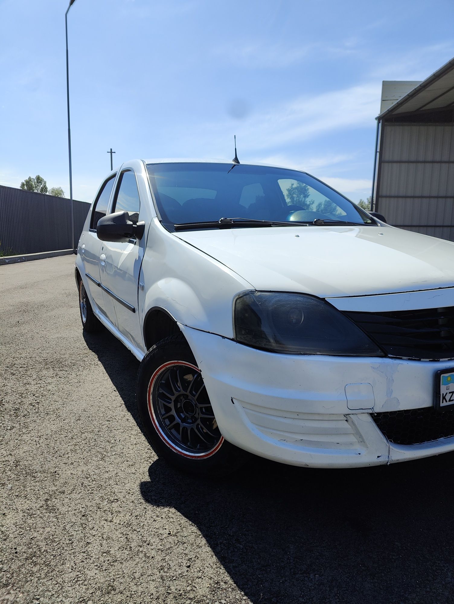 Renault Logan есть рассрочка