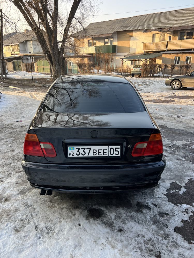продам машину бмв е46