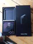 Смартфон Samsung Galaxy Z Flip6 5G 12 ГБ/512 ГБ серый