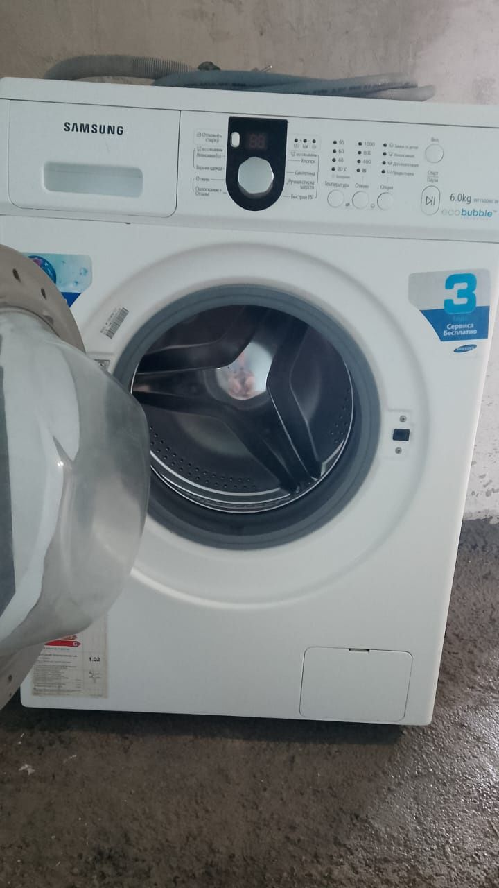 Продам стиральную машину