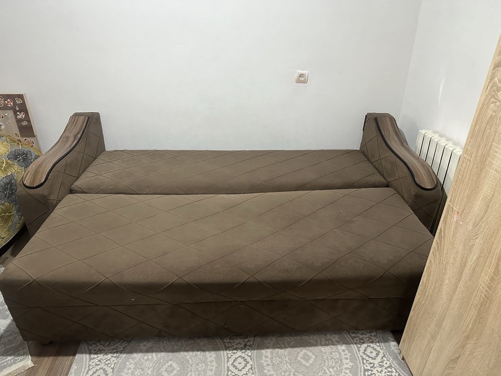 Раскладной диван, двухместный , б/у