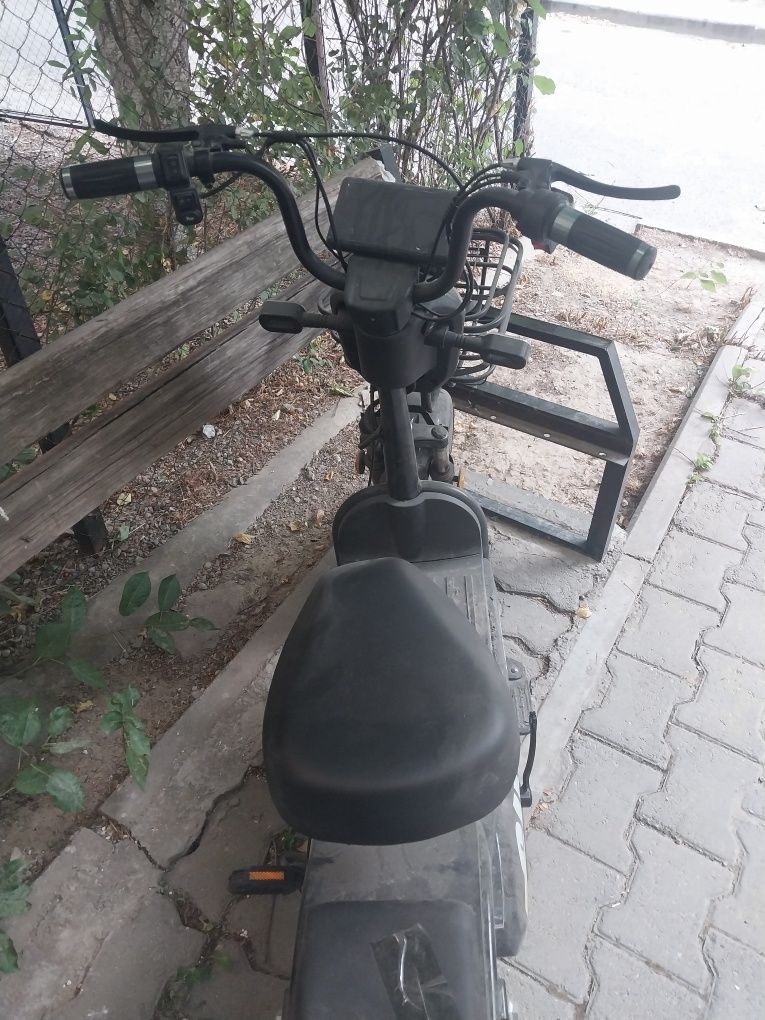 Электро мопед  в отл