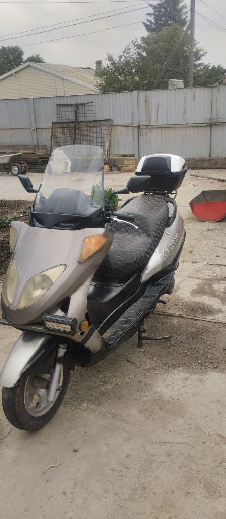 Продам два скутера