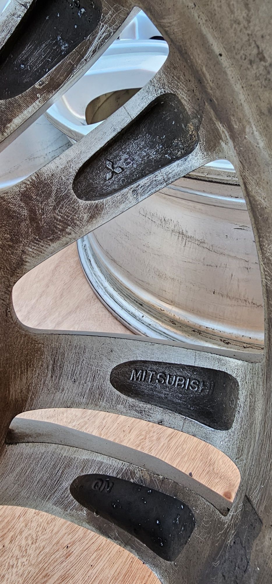 Оригинальные диски Mitsubishi R18x7.5J, Pajero 3/4, Паджеро 3/4.