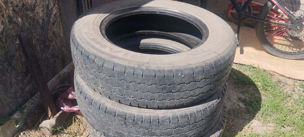 Продам шины на газель