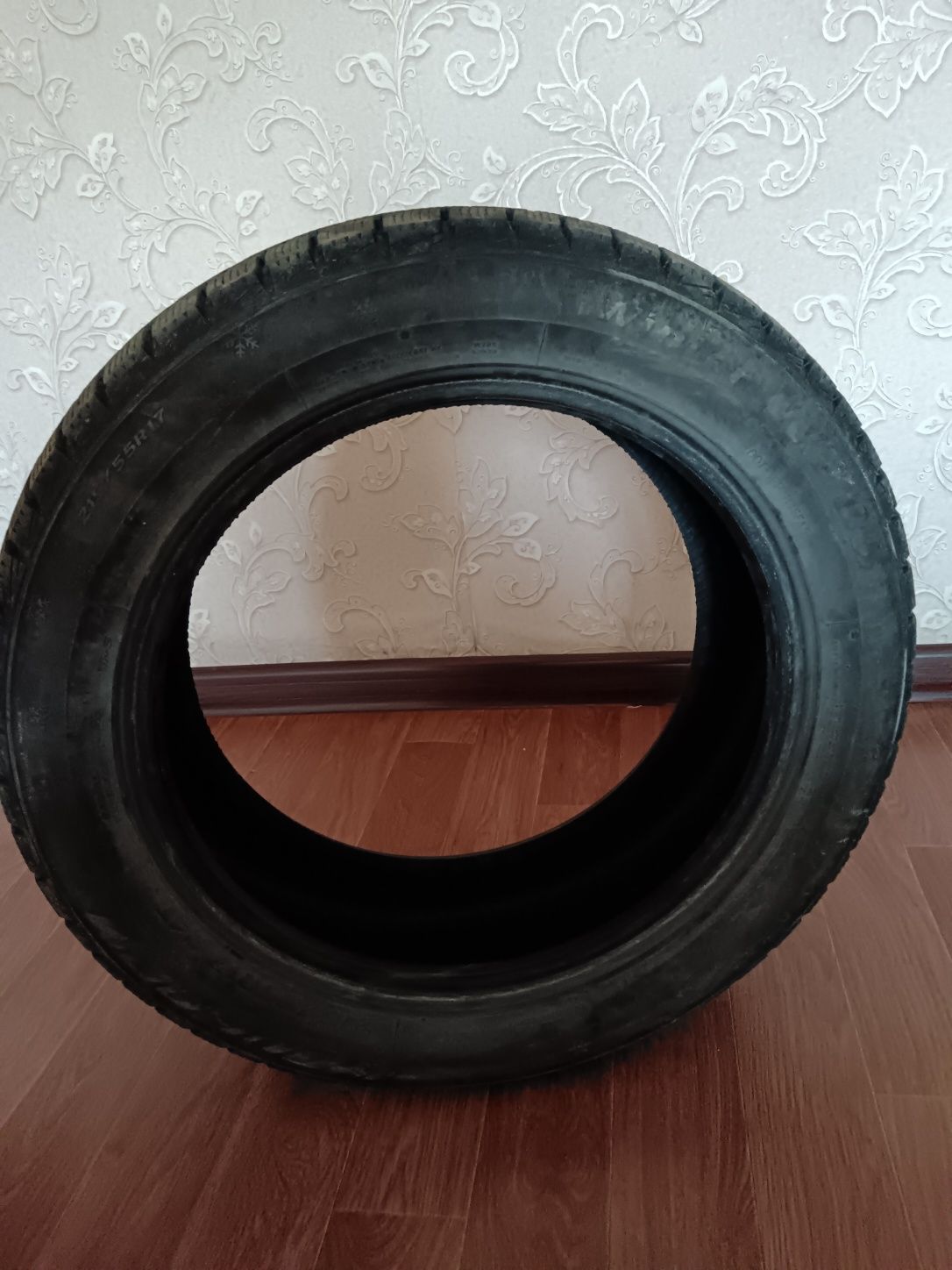 Зимный шиный. 215/55/17