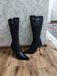 Женское кожаные сапоги