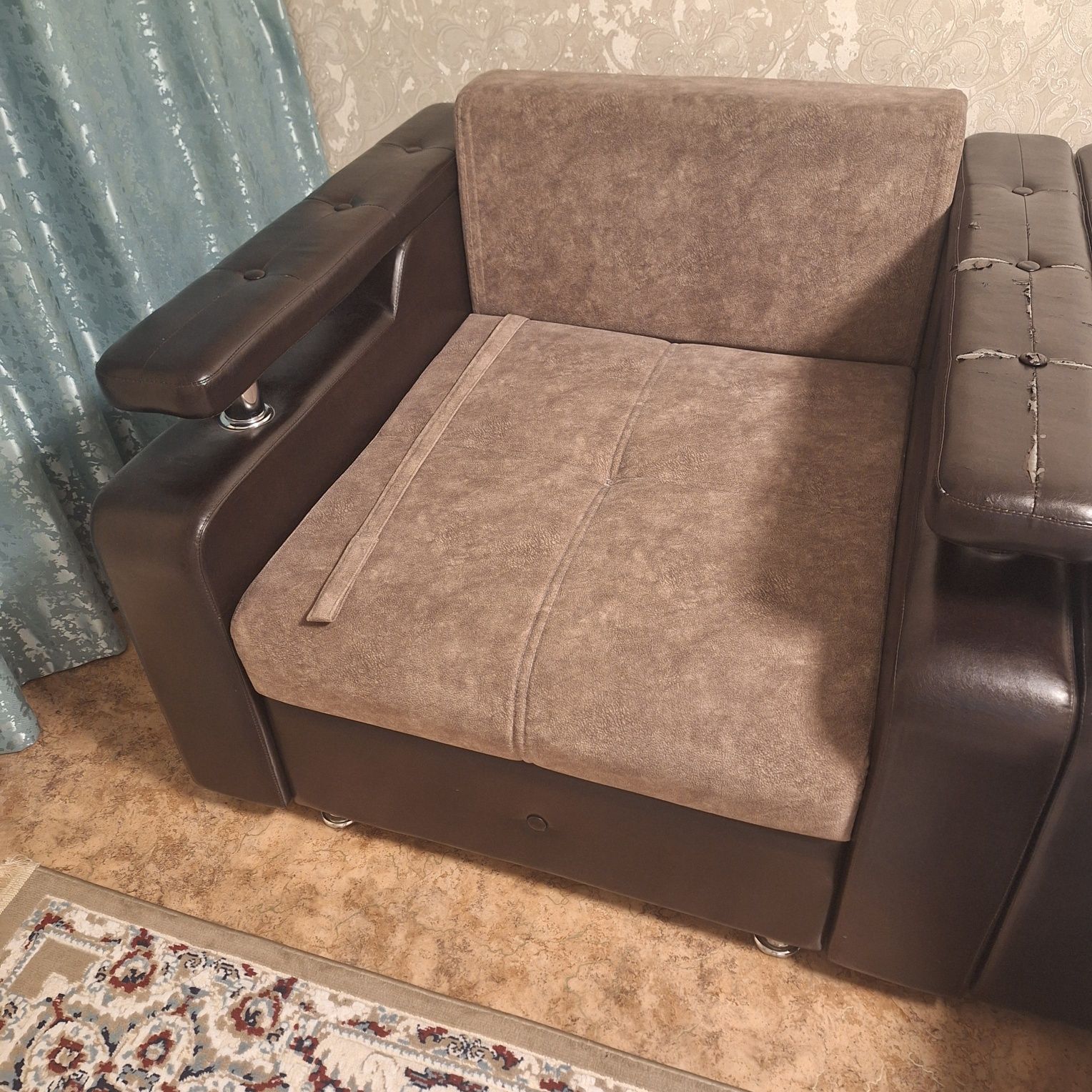 Продам диван раскладной