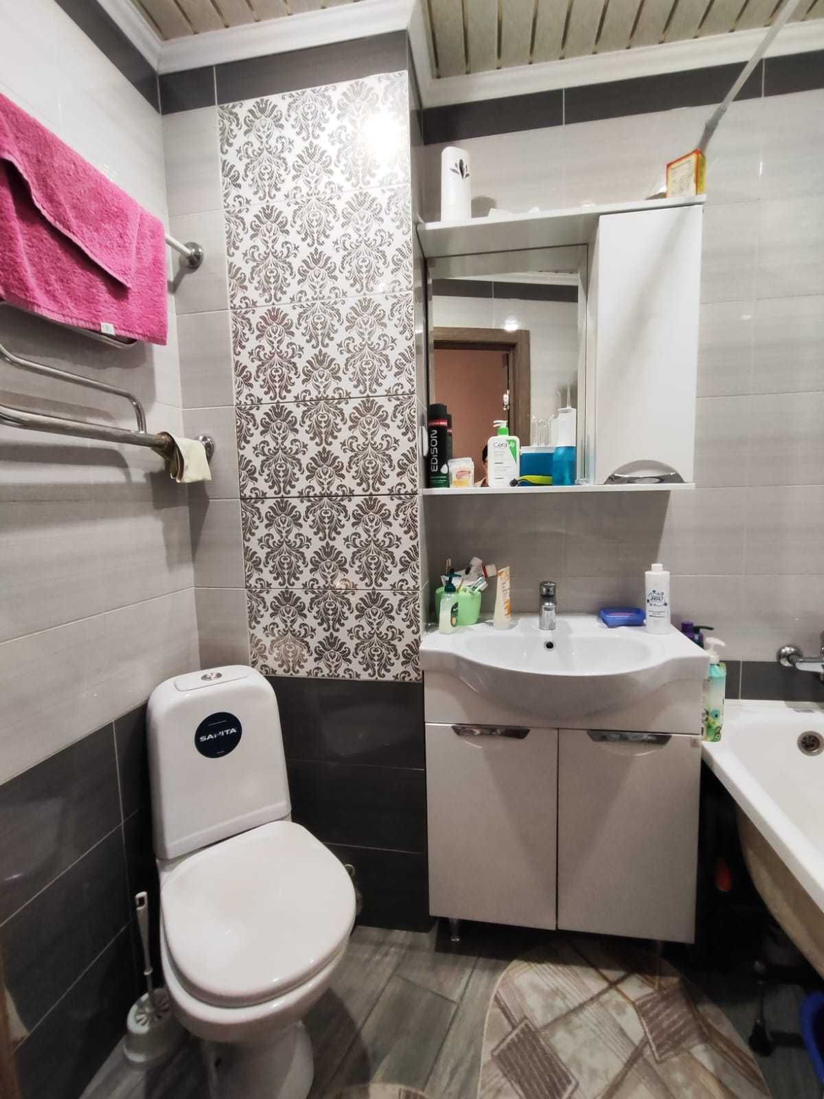 Продам 3х комнатную квартиру в центре!