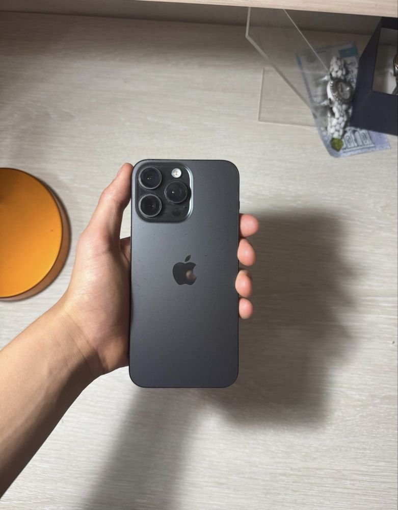 Iphone 15 pro maks 256gb