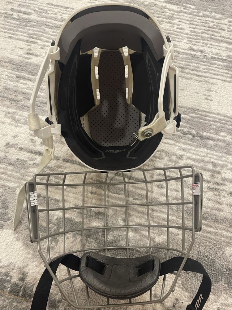 Хоккейный шлем Bauer