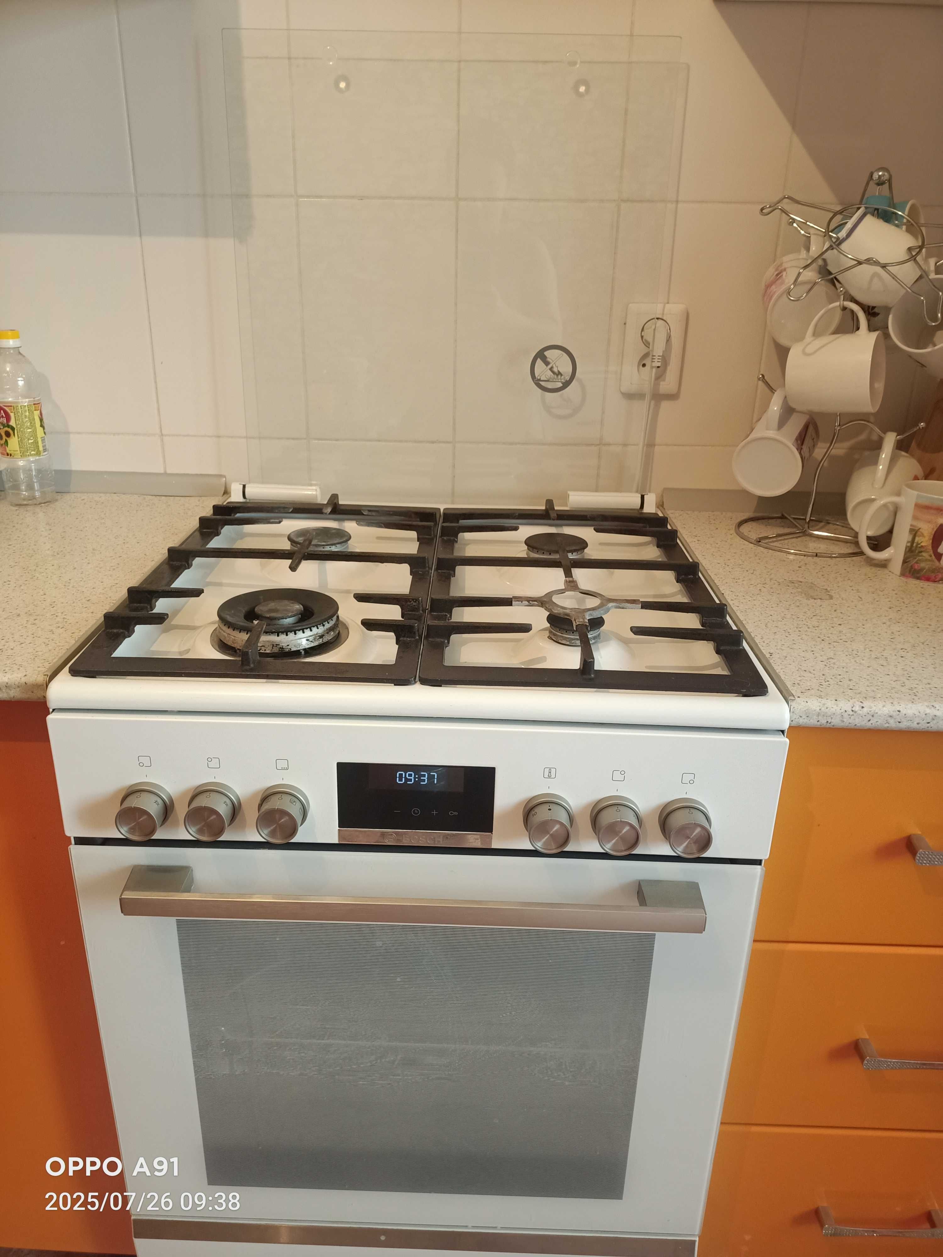 Продам газовую плиту