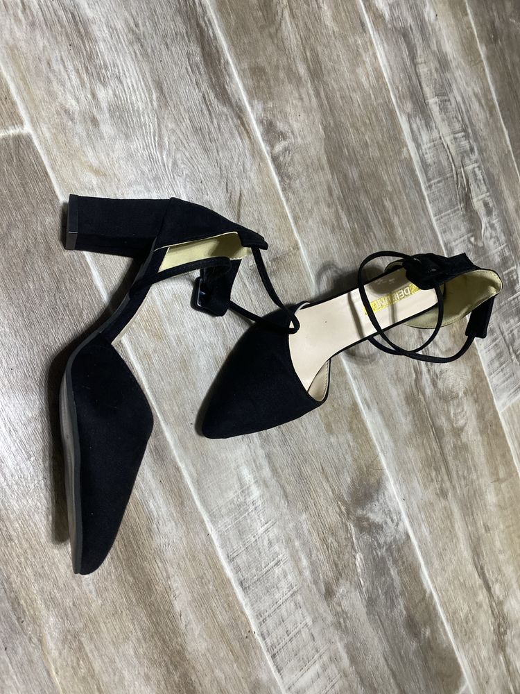 Продам туфли 41-42р-р