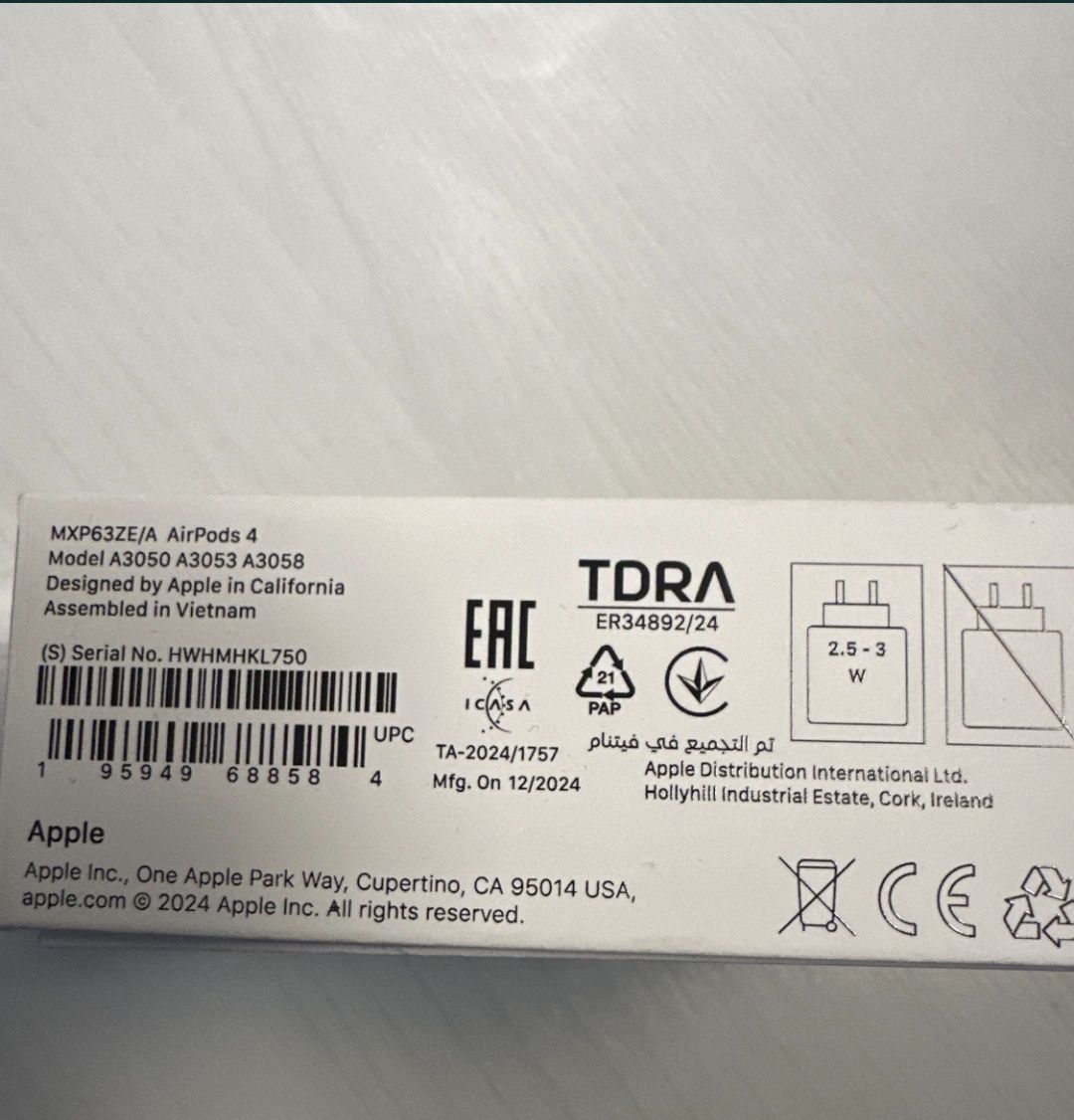 Продам Air Pods 4