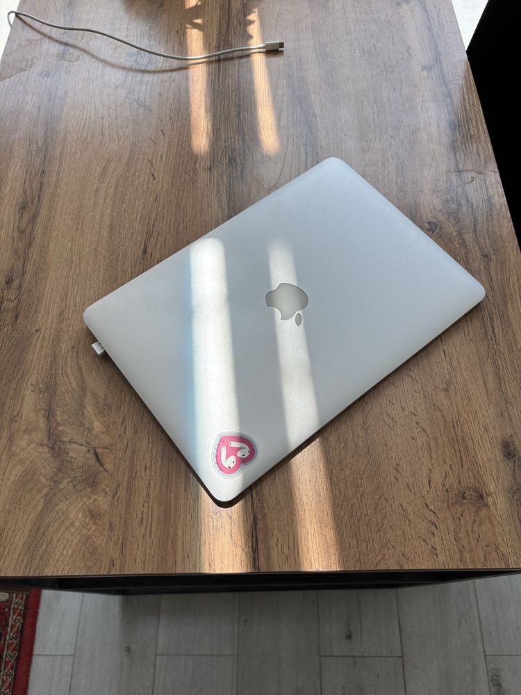Продается Макбук Macbook Air