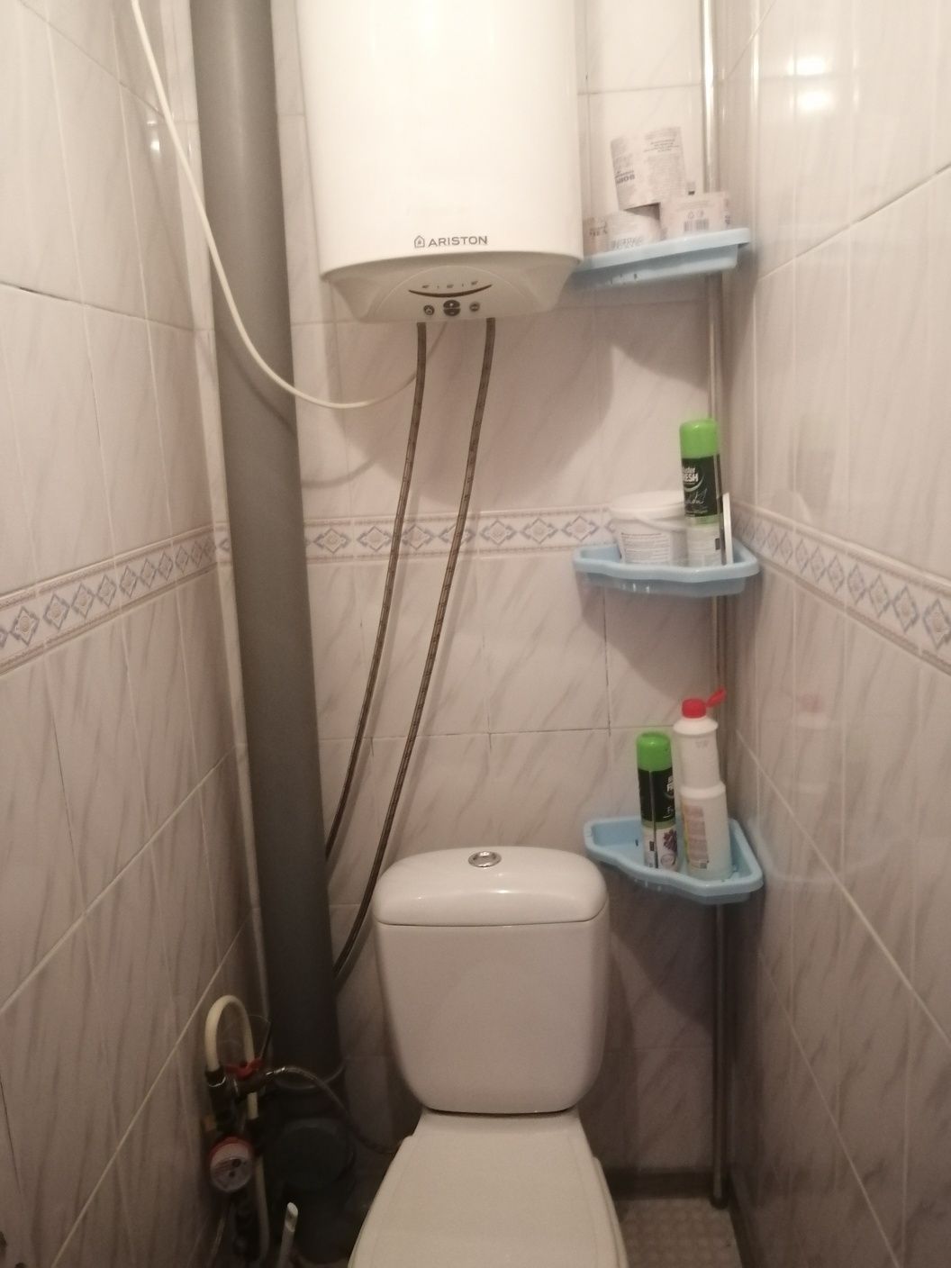 Продам четырёхкомнатную квартиру