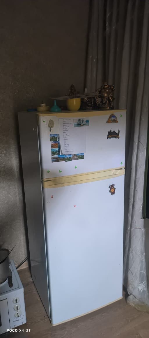 Продам холодильник