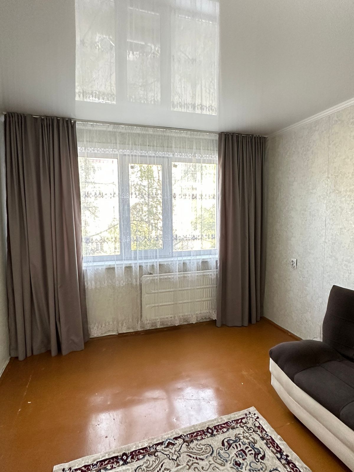 Продам 2 ком кв в районе Айсберга, 3 этаж