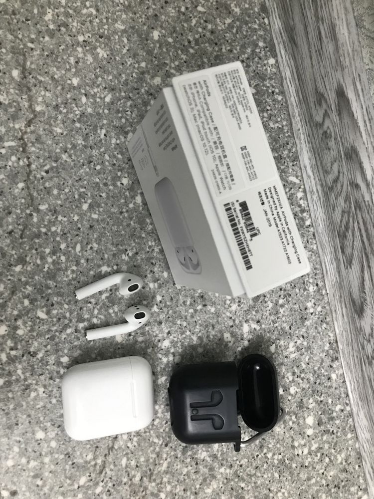 AirPods  Наушник беспроводной Aplle AirPods