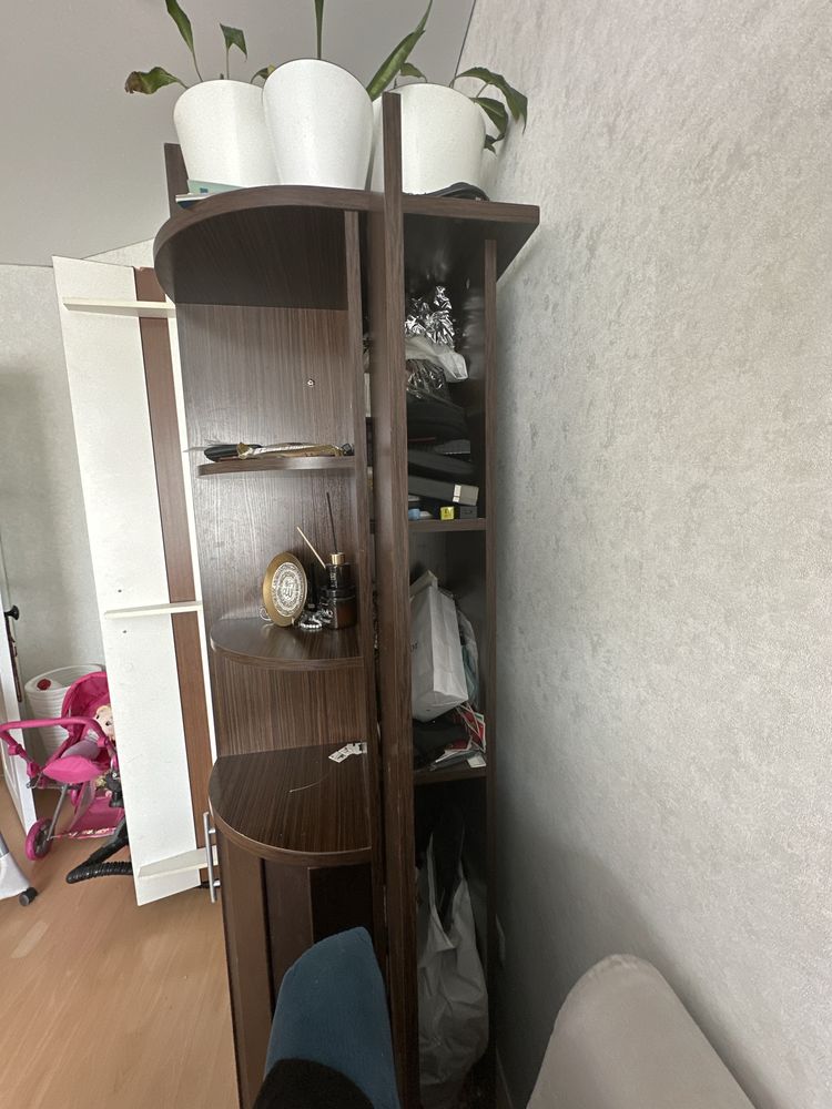Продам шкаф из дерева