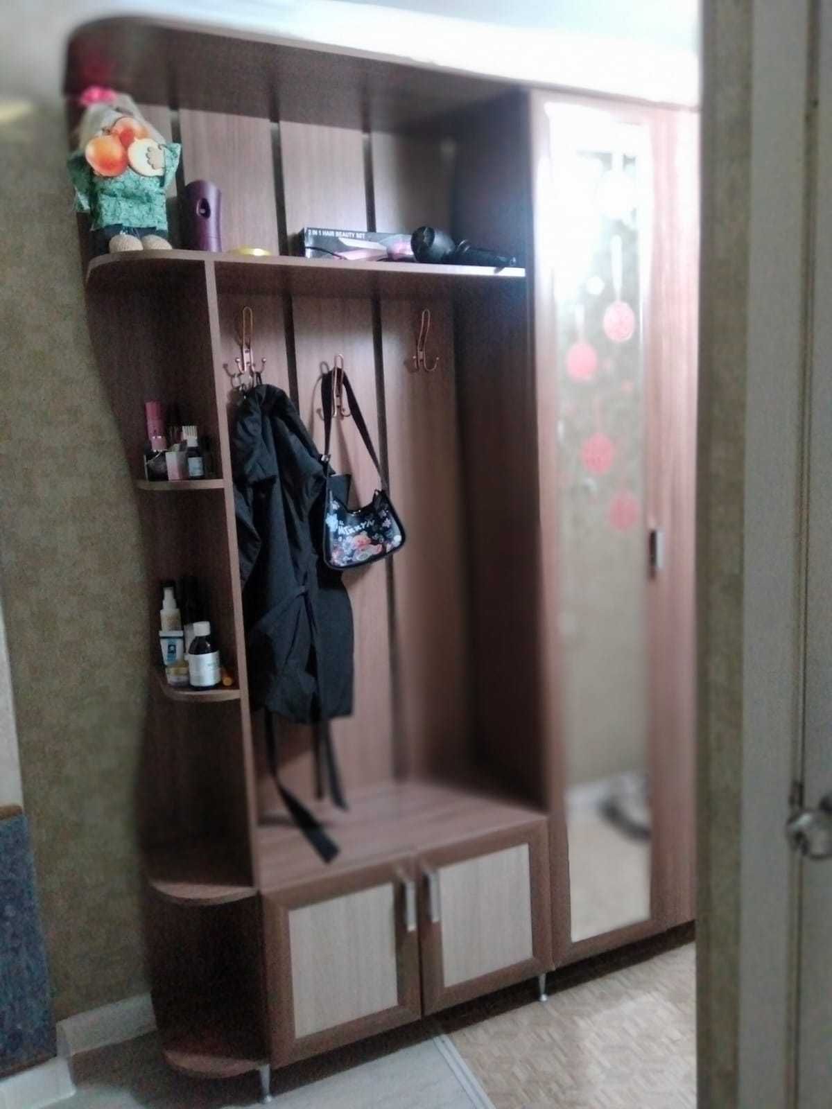 Продам мебель в прихожую! 50 тыс