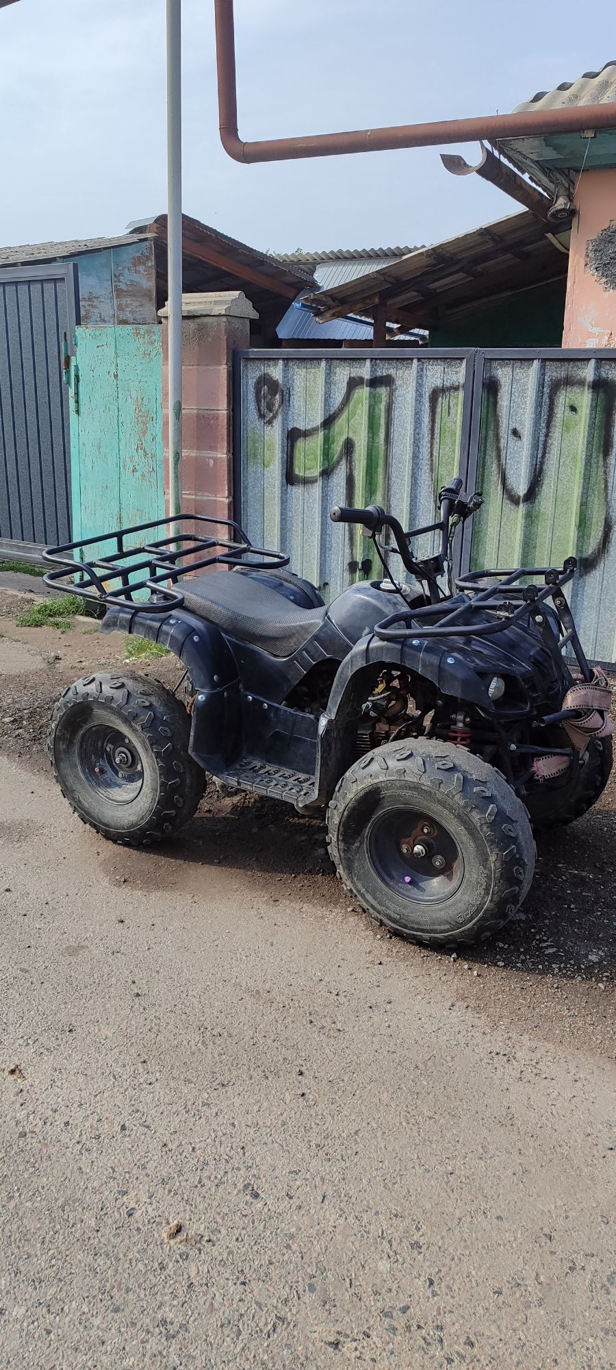 Продам квадроцикл 125 кубов