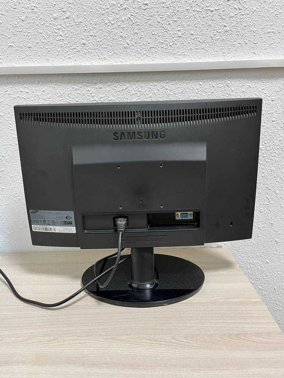 Монитор Samsung (Каратау) 479393