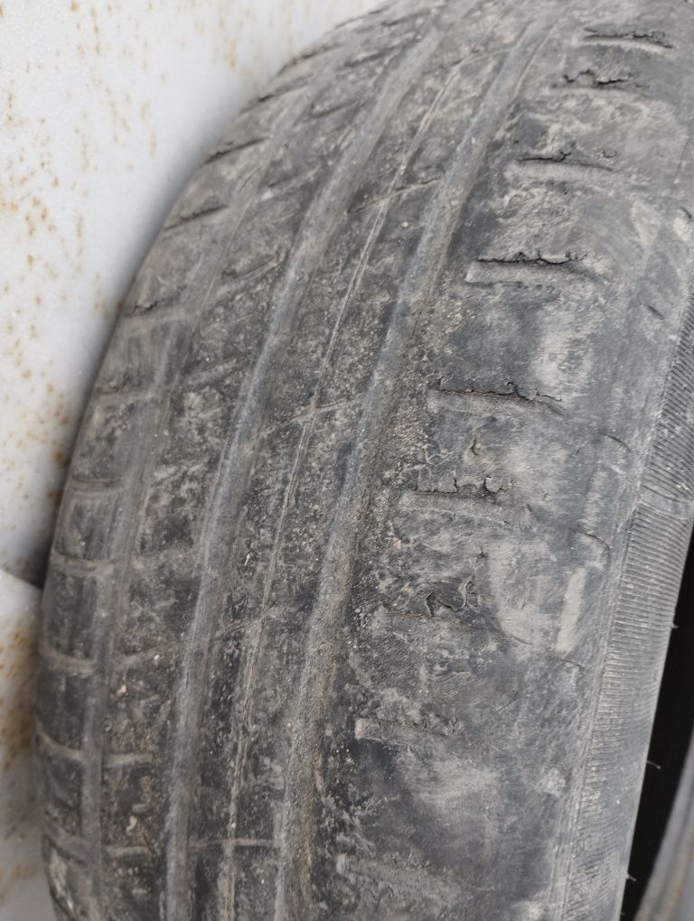 Продам шины 2 шт летние 185/60/R15