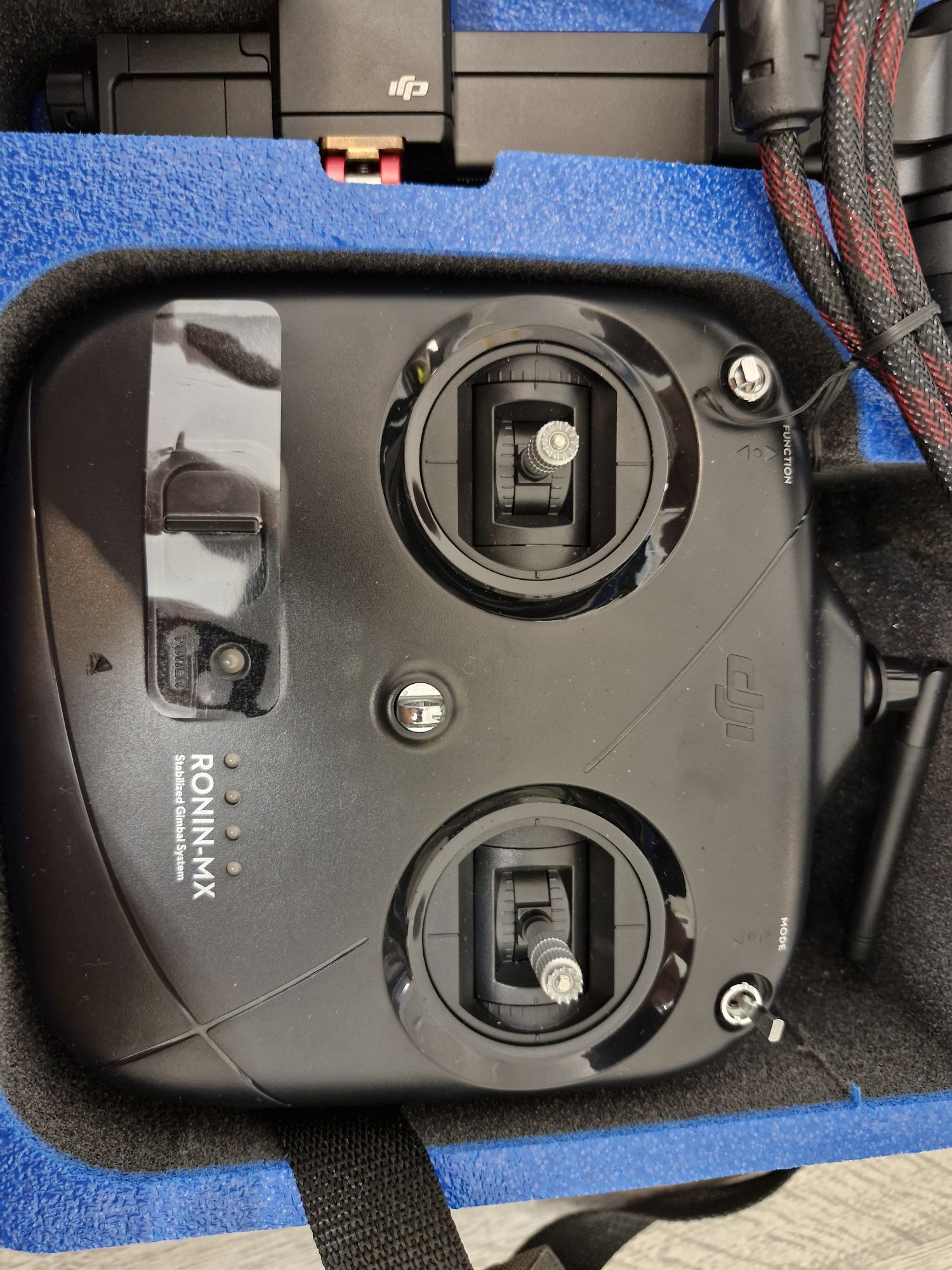 Продам новый стабилизатор Dji ronin mx