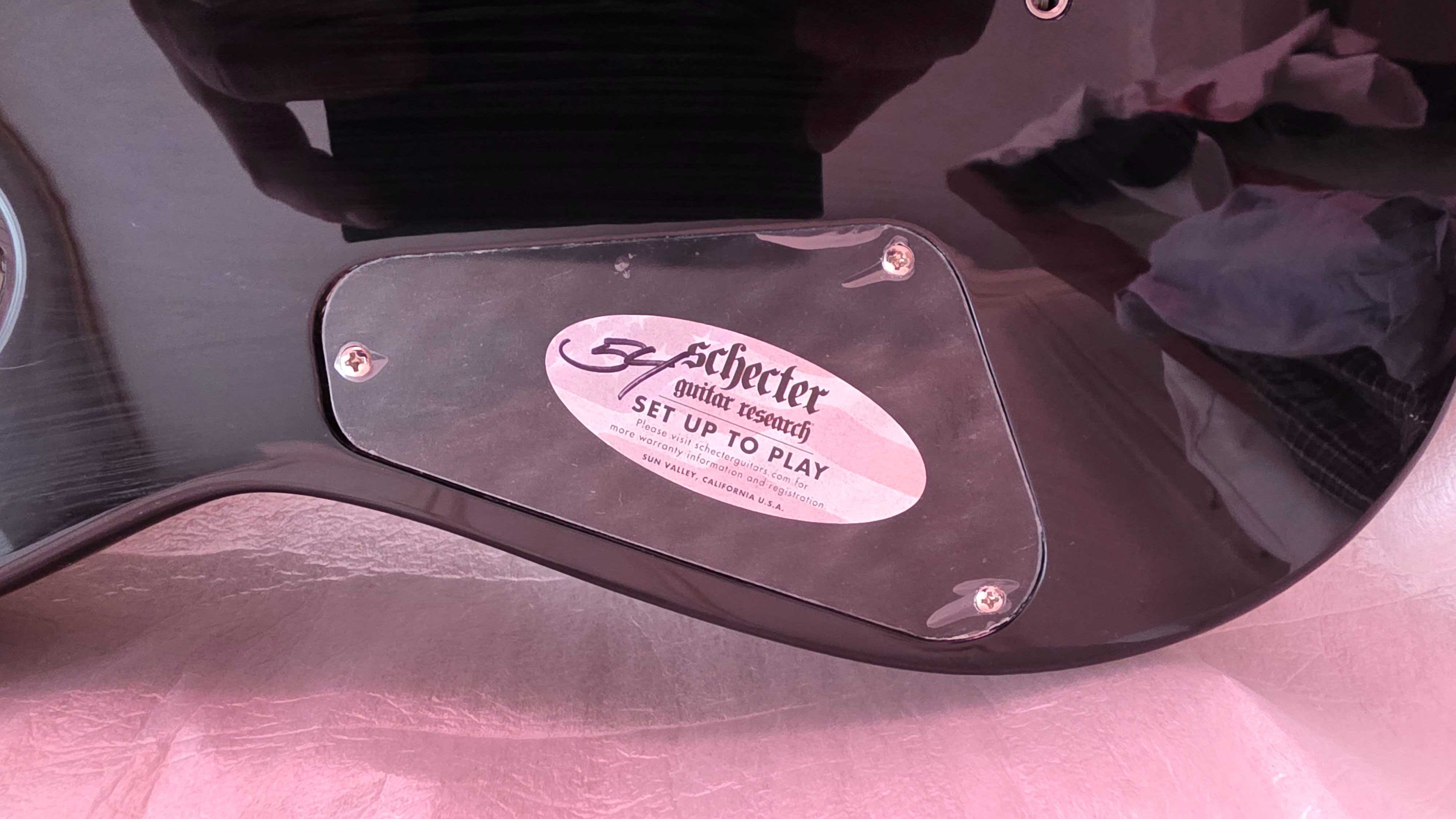 Электрогитара  SCHECTER