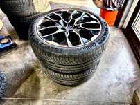 Комплект шин с дисками разноширокие  X7 315/35 R22 275/40 R22