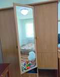 Продается шкаф, кровать, зеркало