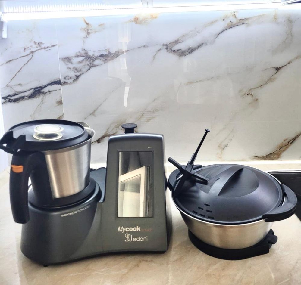 Продам кухонный комбайн Jedani Mycook Touch
