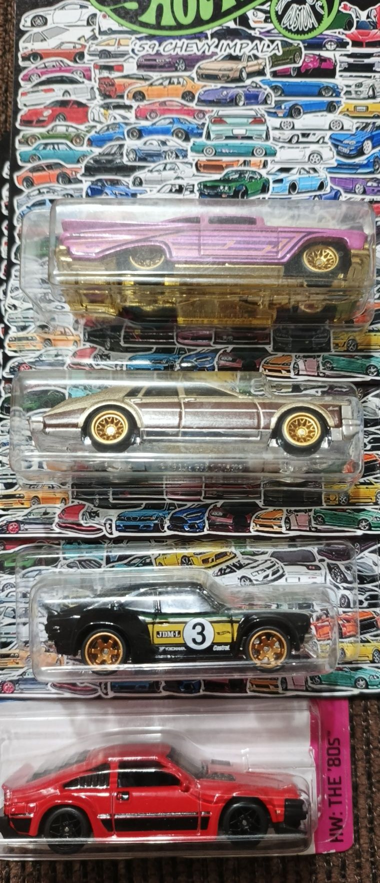 В продаже модели Hot wheels