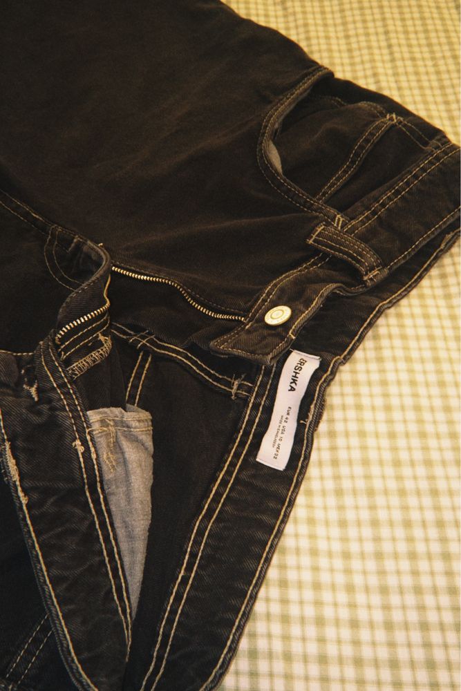 Jorts(Bershka).
