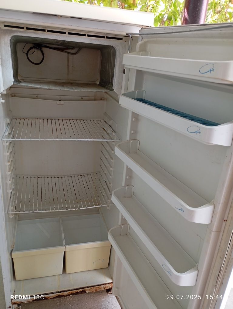Продается холодильник