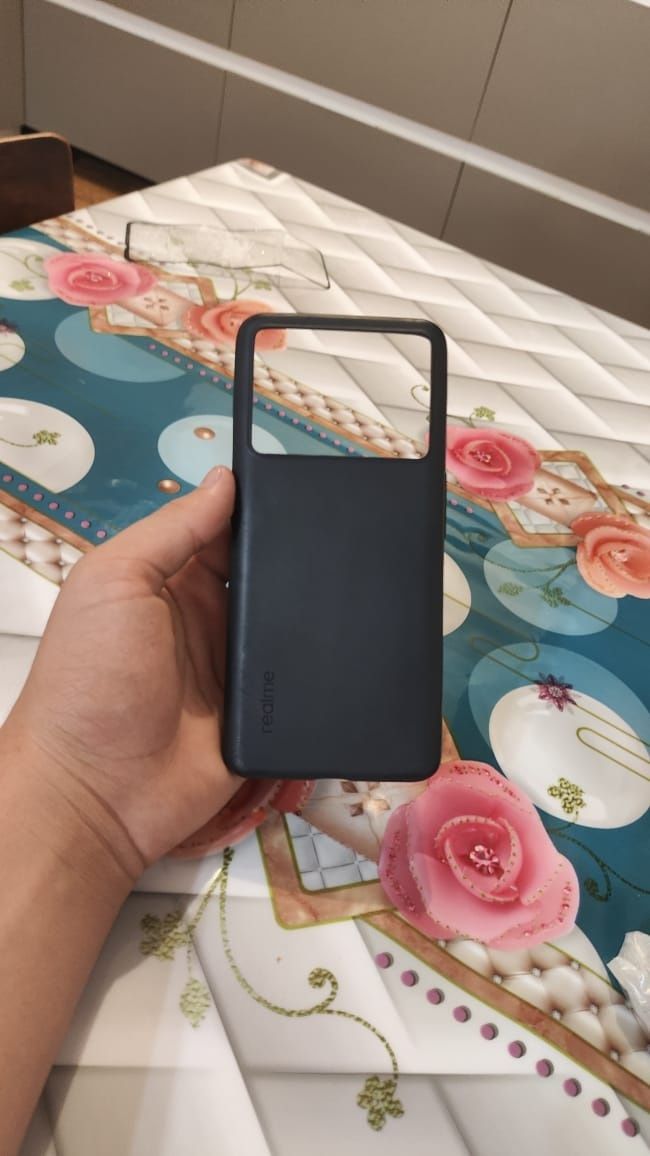 Обменяю телефон realme gt neo 5