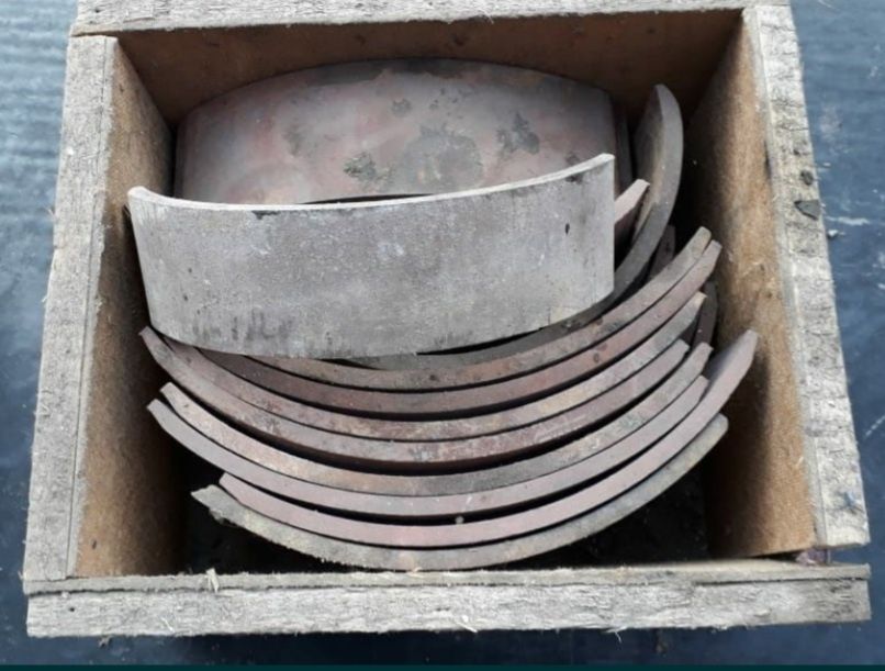 На ГАЗ 21 , 24 , 52 , 53 , 63 , 66 , ЗАЗ-968 (966).