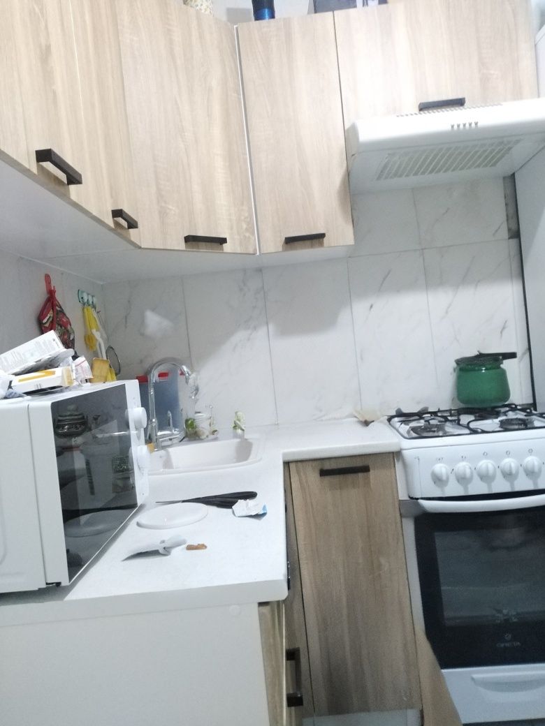 Продается кухонный гарнитур