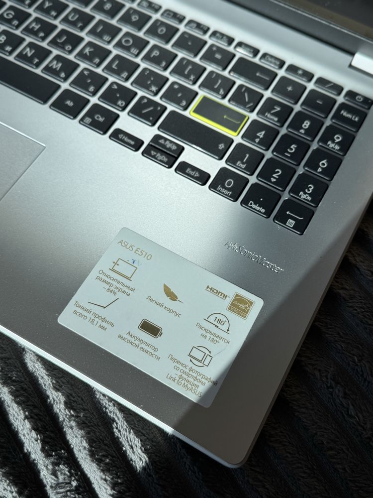 Продам СРОЧНО ноутбук ASUS VivoBook (модель ES10KA) – как новый!