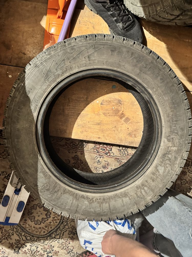 185/65 R14 Nokian nordman s