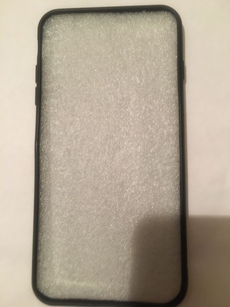 Продам новый чехол на айфон 7-8+ iPhone 7-8+
