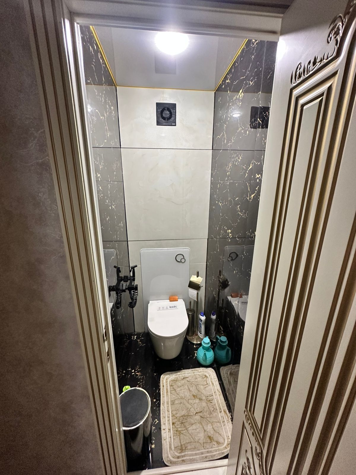 Продаётся 4х комнатная квартира