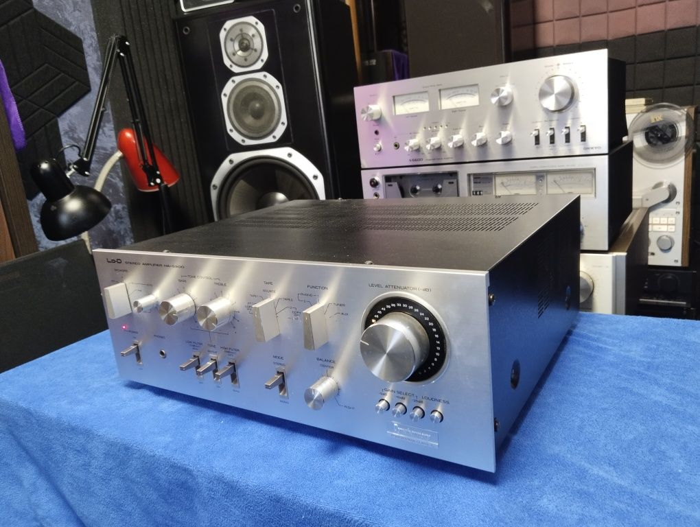 Lo-D/HITACHI HA-5300 стерео усилитель