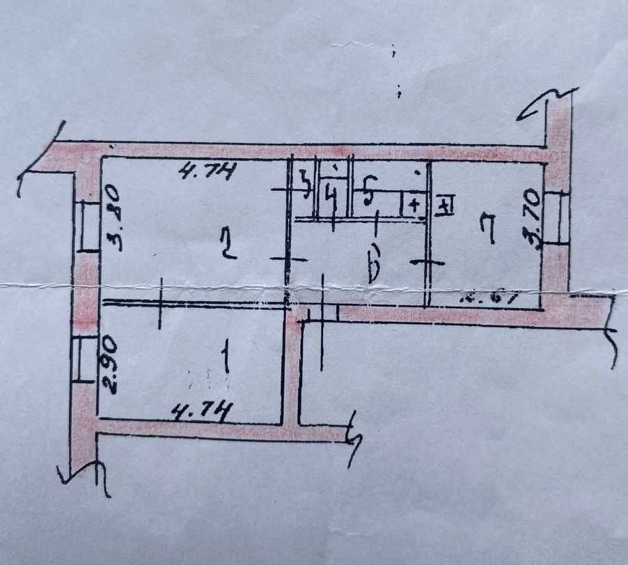 Продается 2-комнатная квартира, «сталинка»,по адресу Н.Назарбаева, 66.