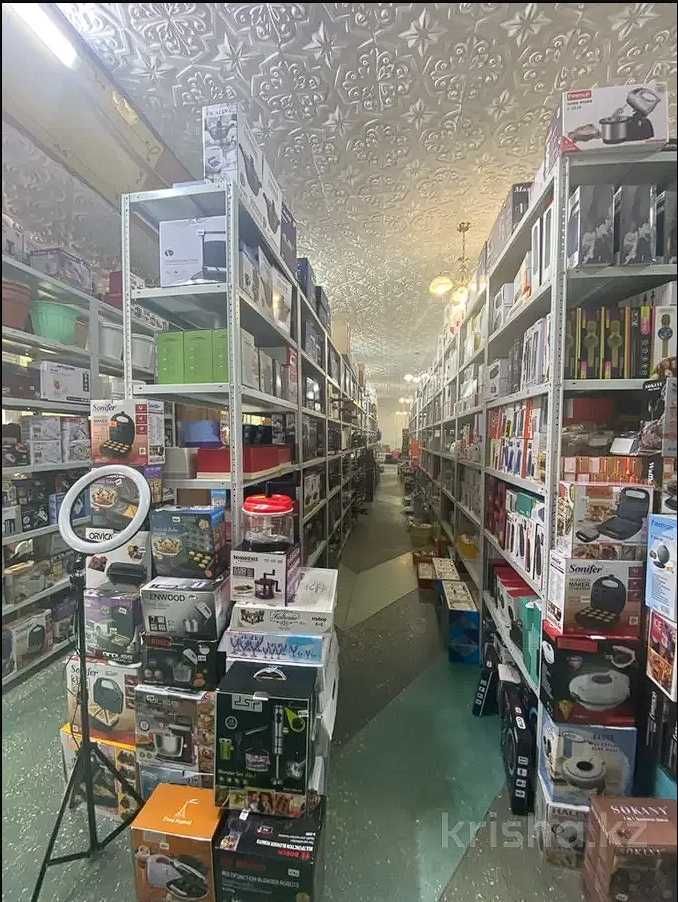 Магазин 760 м. кв. Жукова 10 сосед FixPrice