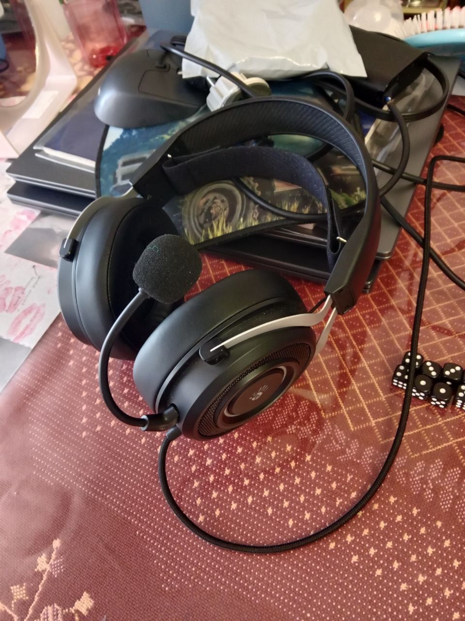 Продам игровые наушники